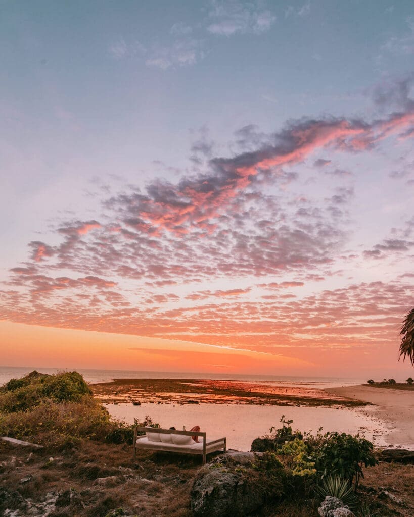 Sunset over the reef at Boa Vida Rote