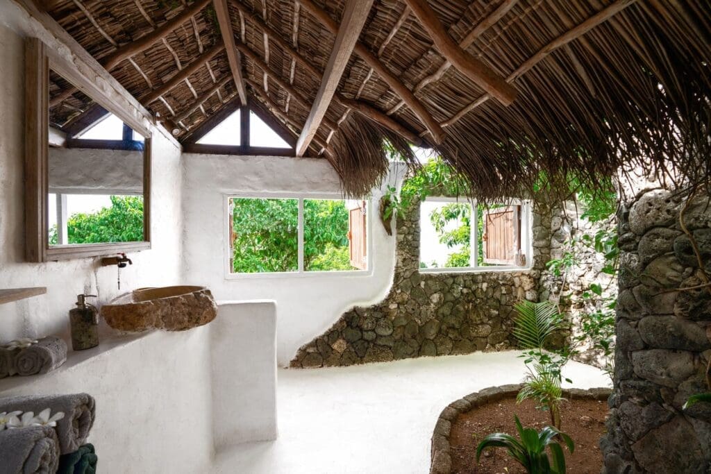 Rumah Hu bathroom, Boa Vida Rote