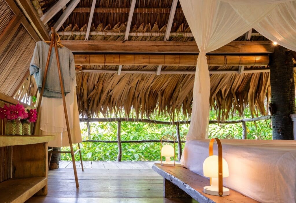 Treehouse accommodation at Boa Vida Rote